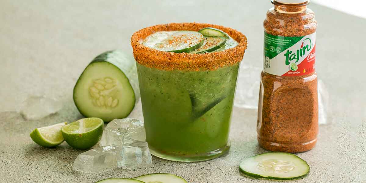 Limonada de pepino - TAJIN a unique blend of mild chili peppers, lime and  sea salt.